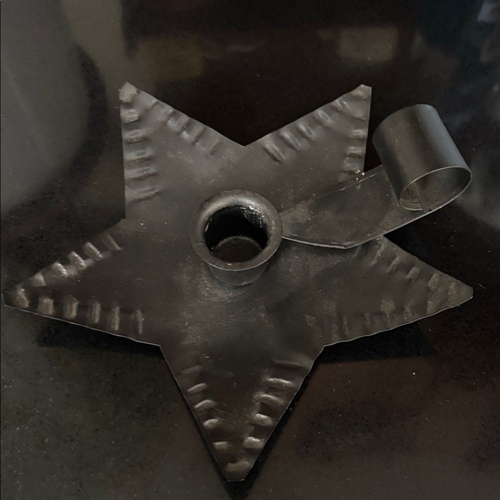Black Star-Shaped Metal Candle Holder